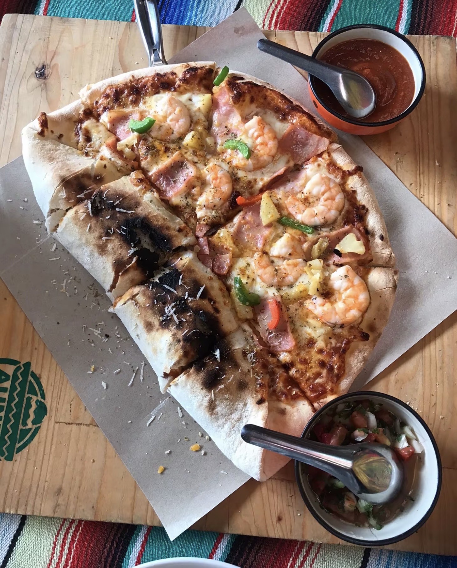 Auntie pizza