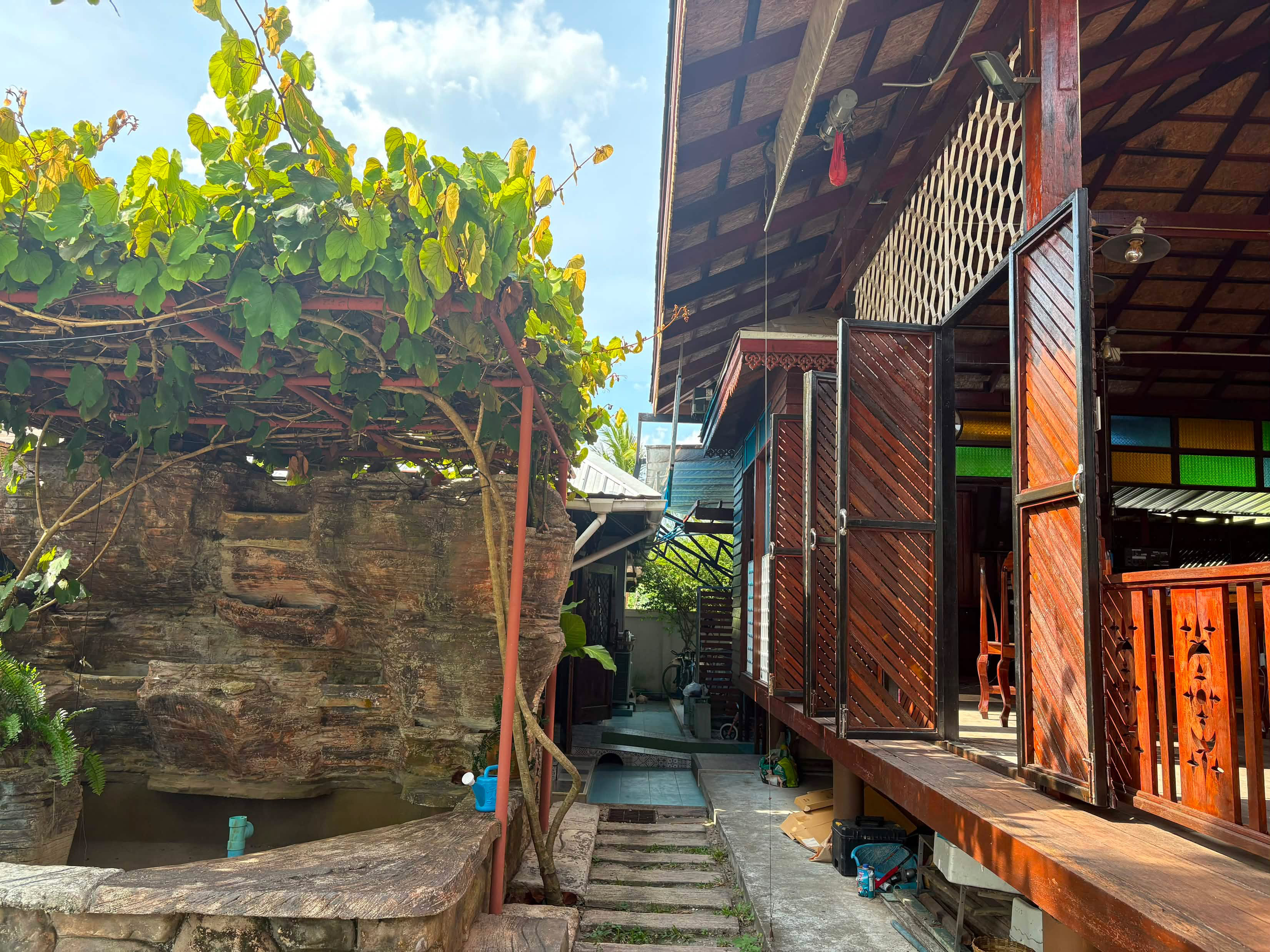 โรงแรมบ้านทองดี/Baan Thongdee Hotel