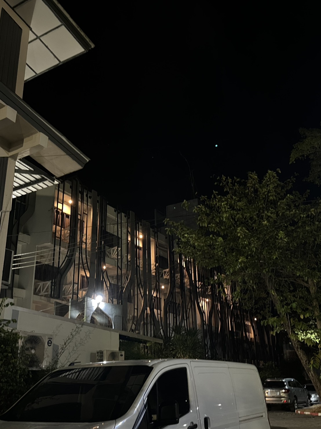 โรงแรมอินวายอาร์ยู (Inn yru)