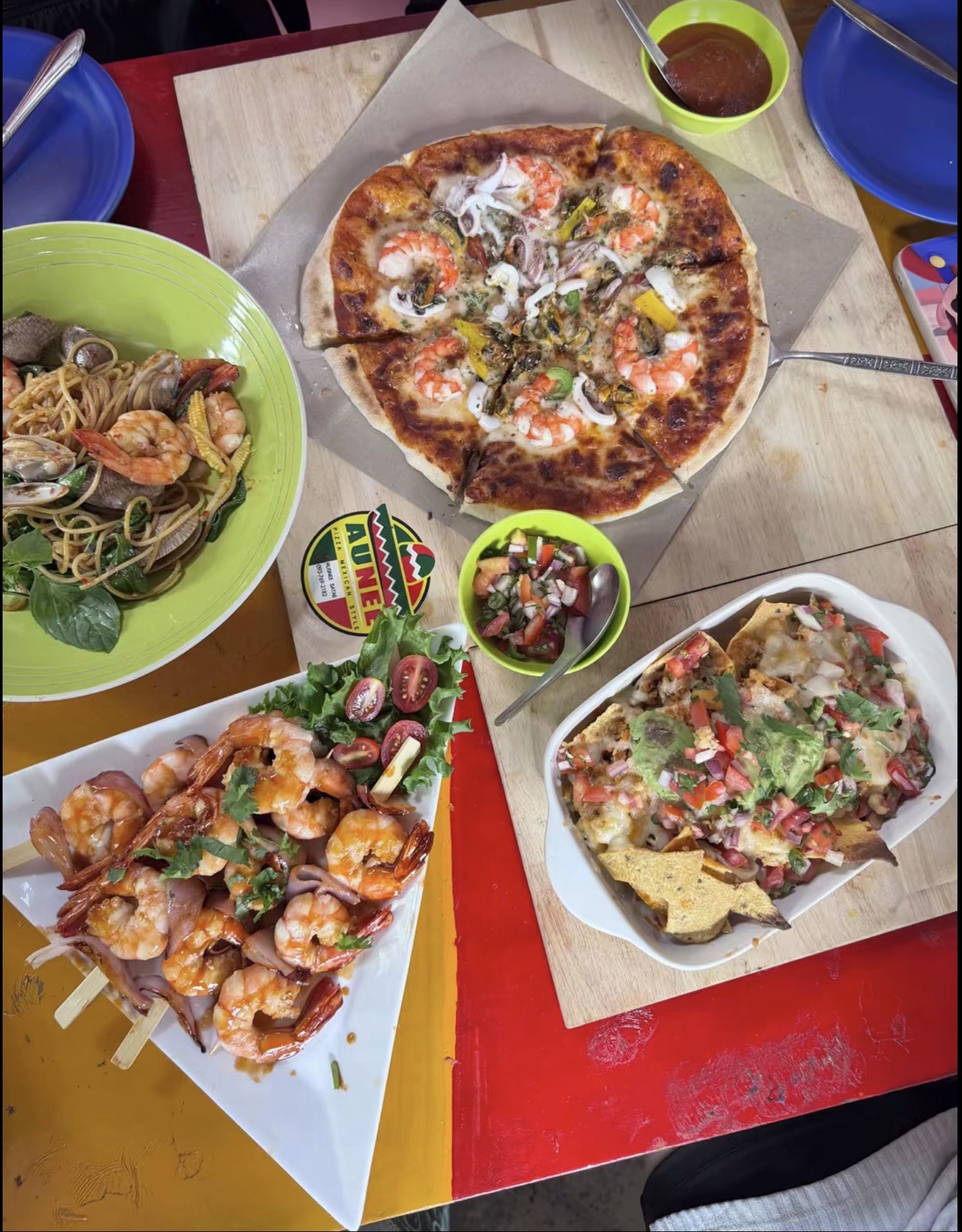 Auntie pizza