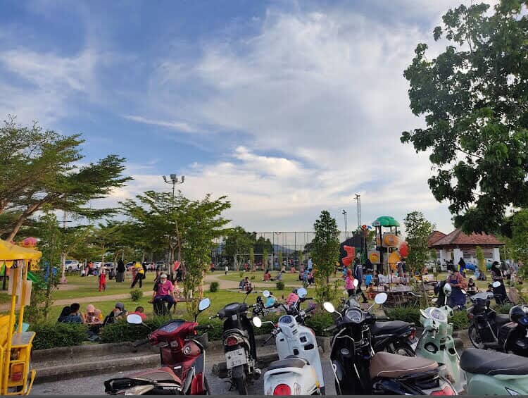 Padang Maew Jaroo