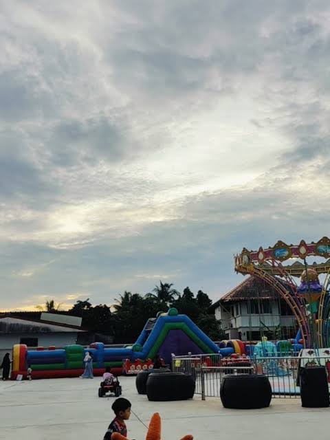 WONDERLAND YALA