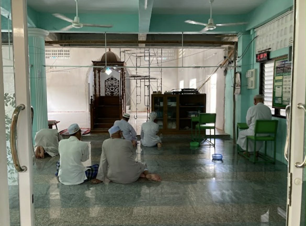 Masjid darulhidayah ( ชุมชนผังเมือง 4)