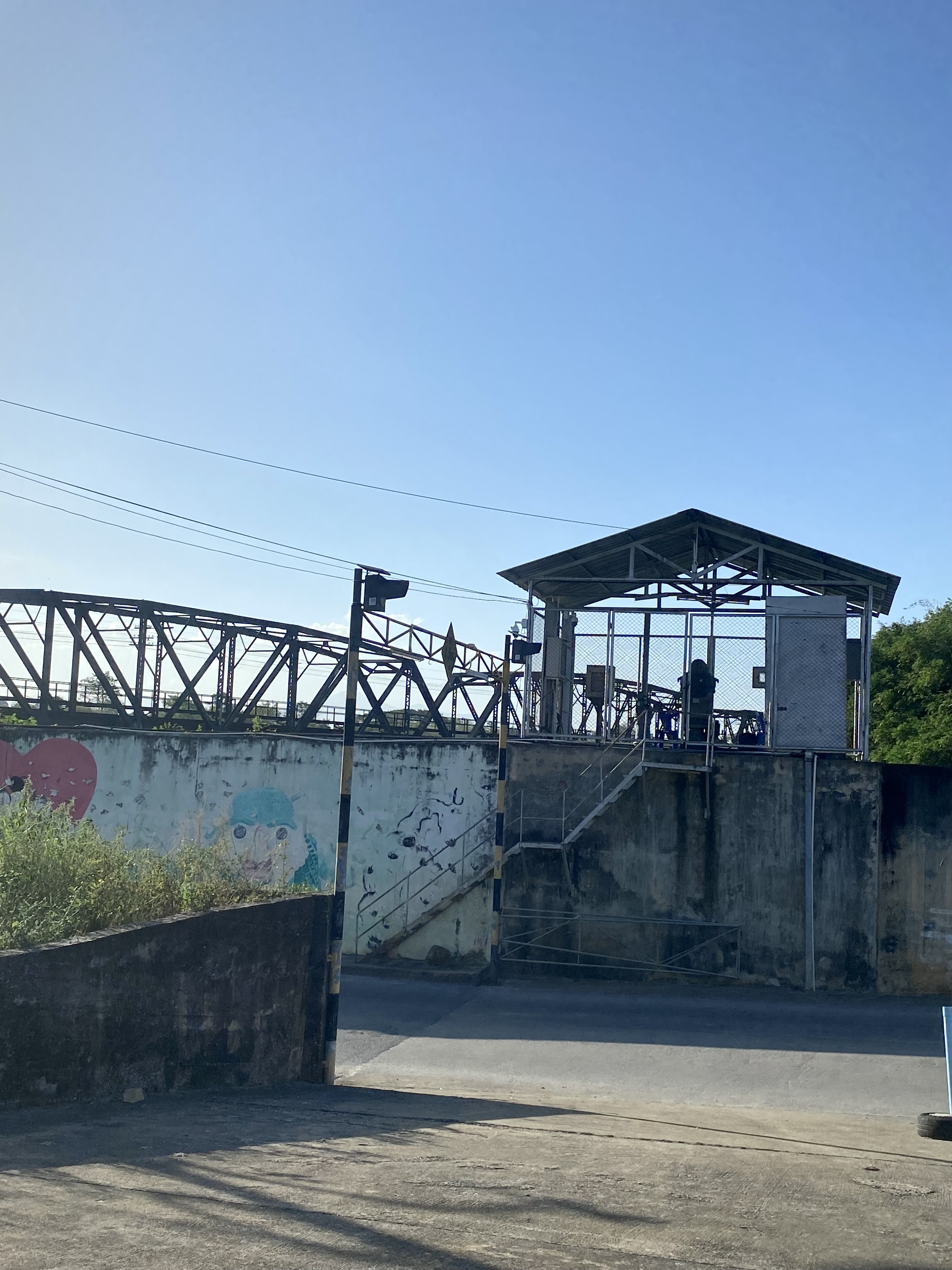 สถานีรถไฟยะลา ( Stesen Kereta Api Yala )
