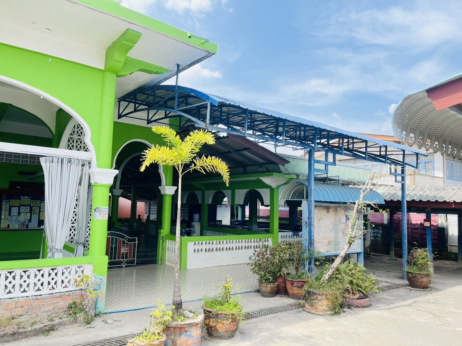 Masjid Riyadul Jannah (นัดโต๊ะโมง)