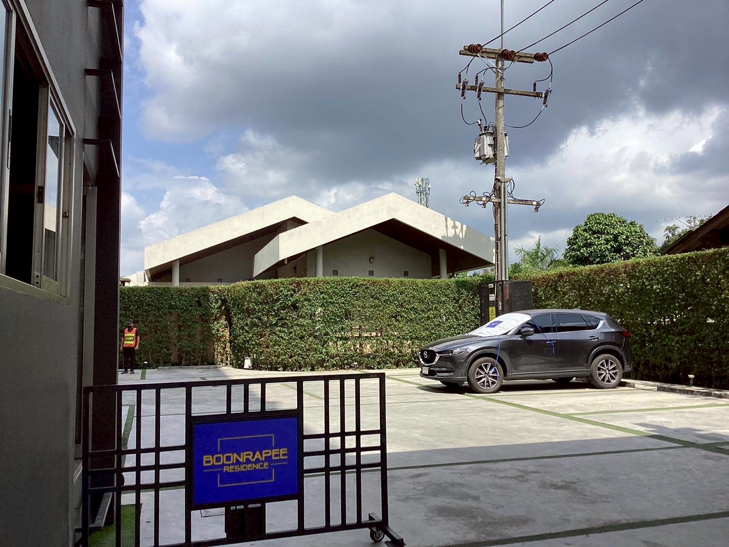 โรงแรมบุญระพี เรสซิเด้นส์